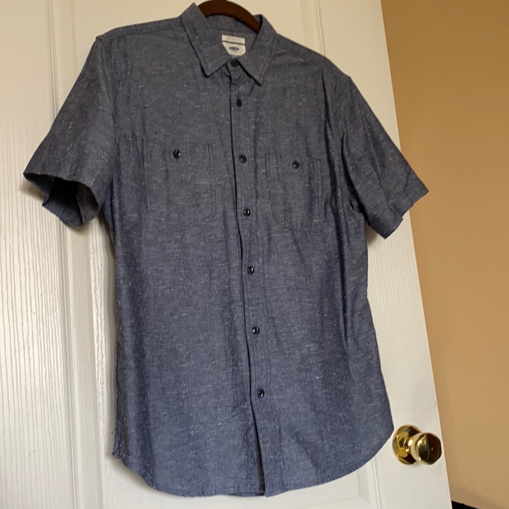 Old Navy short sleeve button up shirt